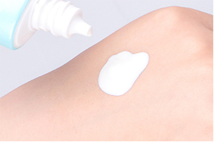 ����ɹ��ͯ��ƿ�Ͱ���ɹС��ƿ�Ա�